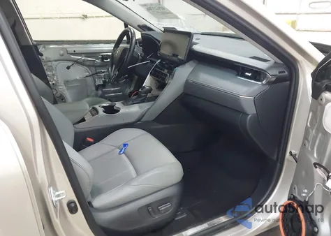 2022 Toyota Venza Limited z USA, uszkodzony, nr VIN JTEAAAAHXNJ105539